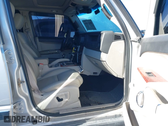 2007 Jeep Commander Limited с VIN 1J8HG58N17C530457, выставлен на аукционе IAAI как лот 41616534 с пробегом 147 691 миль миль и . История ставок и продаж доступна на DreamBid. Изображение 5.