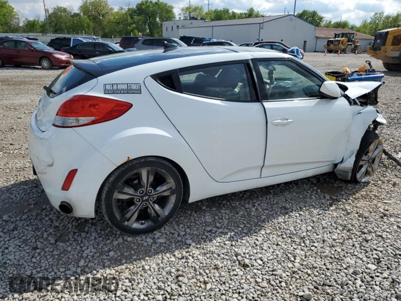 2016 Hyundai Veloster z VIN KMHTC6AD2GU272413, wystawiony jako Copart lot #55530805 z przebiegiem Nie podano mil oraz Szkoda całkowita • Salvage title. Historia ofert i sprzedaży dostępna na DreamBid. Obrazek 3.