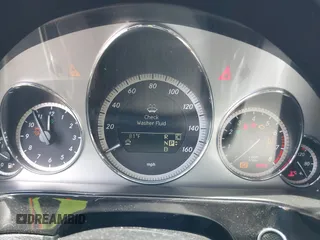 2010 Mercedes-Benz E with VIN WDDHF8HB8AA105439, listed as a IAAI auction lot 42092513 with 226,837 mi miles. Bid and sale history available at carsss.com. Image 7.