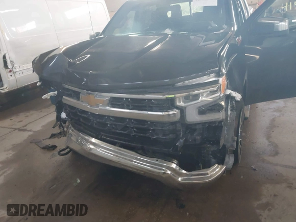 2022 Chevrolet Silverado 1500 LT with VIN 1GCUDDED8NZ537551, listed as a IAAI auction lot 41538996 with 34,083 mi miles and . Bid and sale history available at DreamBid. Image 6.