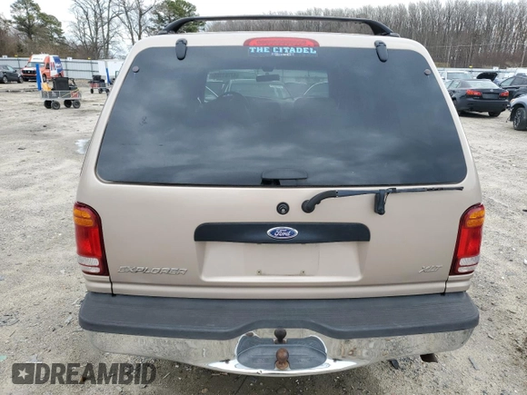 1998 Ford Explorer XL z VIN 1FMZU34E6WUA31799, wystawiony jako Copart lot #47761155 z przebiegiem 92 842 mil mil oraz Czysty tytuł • Clean title. Historia ofert i sprzedaży dostępna na DreamBid. Obrazek 6.