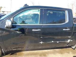 2019 Chevrolet Silverado 1500 LTZ with VIN 3GCUYGED2KG238980, listed as a IAAI auction lot 41426657 with 87,795 mi miles. Bid and sale history available at carsss.com. Image 15.