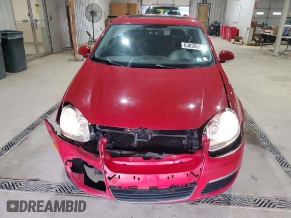 2008 Volkswagen Jetta SE z VIN 3VWRZ71K48M130858, wystawiony jako Copart lot #63095595 z przebiegiem 111 859 mil mil oraz Szkoda całkowita • Salvage title. Historia ofert i sprzedaży dostępna na DreamBid. Obrazek 5.