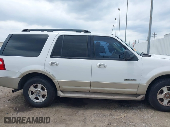 2007 Ford Expedition Eddie Bauer z VIN 1FMFU18517LA11176, wystawiony jako IAAI lot #42167558 z przebiegiem 238 839 mil mil oraz . Historia ofert i sprzedaży dostępna na DreamBid. Obrazek 13.
