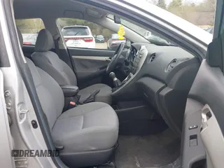 2009 Toyota Matrix with VIN 2T1KU40E99C006768, listed as a IAAI auction lot 42125813 with 163,832 mi miles. Bid and sale history available at carsss.com. Image 5.