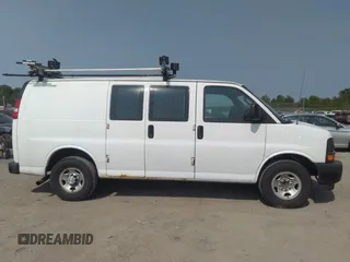 2017 Chevrolet Express Cargo with VIN 1GCWGAFF9H1172928, listed as a IAAI auction lot 42406058 with 190,885 mi miles and . Bid and sale history available at DreamBid. Image 14.