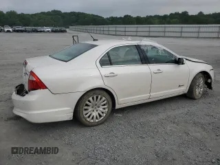 2010 Ford Fusion Hybrid with VIN 3FADP0L30AR381035, listed as a Copart auction lot 59711955 with Not provided miles and Salvage title. Bid and sale history available at DreamBid. Image 3.