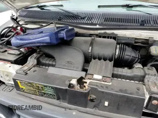 2003 Ford Econoline Cargo с VIN 1FTRE14263HB60156, выставлен на аукционе Copart как лот 85138954 с пробегом 202 624 миль миль и Чистый • Clean title. История ставок и продаж доступна на DreamBid. Изображение 13.