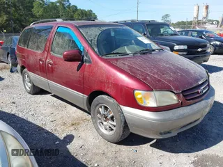 2001 Toyota Sienna LE with VIN 4T3ZF13C61U336492, listed as a IAAI auction lot 41896586 with 191,571 mi miles. Bid and sale history available at carsss.com. Image 1.