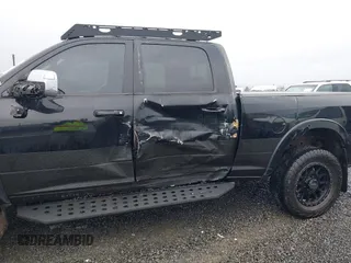 2019 Ram 2500 Laramie with VIN 3C6UR5FL7KG548833, listed as a IAAI auction lot 41557588 with 169,414 mi miles. Bid and sale history available at carsss.com. Image 6.