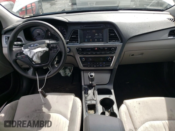 2017 Hyundai Sonata Hybrid SE with VIN KMHE24L16HA051080, listed as a Copart auction lot 45269543 with 100,916 mi miles. Bid and sale history available at carsss.com. Image 8.