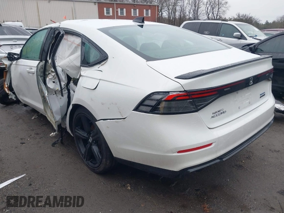 2025 Honda Accord Sport-L with VIN 1HGCY2F72SA008234, listed as a IAAI auction lot 41727980 with Not provided miles and . Bid and sale history available at DreamBid. Image 3.