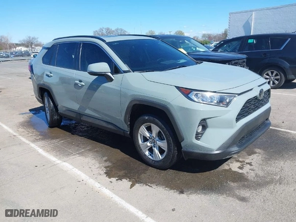 2020 Toyota RAV4 XLE with VIN 2T3W1RFV6LC072367, listed as a IAAI auction lot 41818808 with 82,969 mi miles. Bid and sale history available at carsss.com. Image 1.
