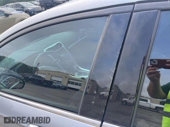 2014 Ford Fusion SE Hybrid with VIN 3FA6P0LU9ER323173, listed as a IAAI auction lot 41985603 with 188,667 mi miles and . Bid and sale history available at DreamBid. Image 1.