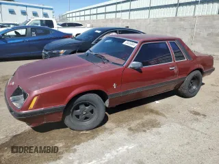 1986 Ford Mustang z VIN 1FABP2636GF228227, wystawiony jako Copart lot #70426344 z przebiegiem 70 790 mil mil oraz Czysty tytuł • Clean title. Historia ofert i sprzedaży dostępna na DreamBid. Obrazek 1.
