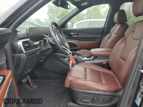 2023 Kia Telluride SX с VIN 5XYP5DGC5PG381663, выставлен на аукционе Copart как лот 60544285 с пробегом 29 845 миль миль и Списание • Salvage title. История ставок и продаж доступна на DreamBid. Изображение 7.