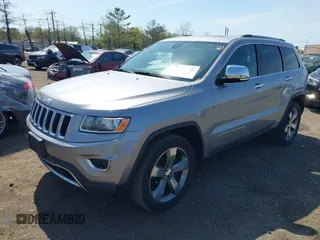 2014 Jeep Grand Cherokee Limited with VIN 1C4RJFBG7EC395138, listed as a IAAI auction lot 42117356 with 202,995 mi miles. Bid and sale history available at carsss.com. Image 2.