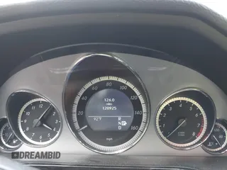 2010 Mercedes-Benz E 550 Luxury с VIN WDDHF9AB0AA125460, выставлен на аукционе IAAI как лот 42435400 с пробегом 120 925 миль миль и . История ставок и продаж доступна на DreamBid. Изображение 7.
