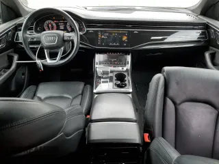 2020 Audi Q8 Prestige z VIN WA1FVAF14LD025847, wystawiony jako Copart lot #52890625 z przebiegiem 52 416 mil mil oraz Szkoda całkowita • Salvage title. Historia ofert i sprzedaży dostępna na DreamBid. Obrazek 8.