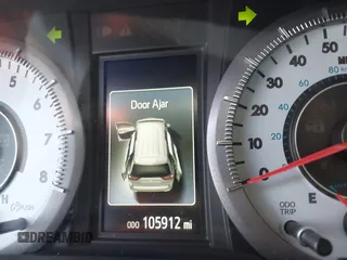2015 Toyota Sienna SE with VIN 5TDXK3DCXFS680767, listed as a IAAI auction lot 42237107 with 105,912 mi miles and . Bid and sale history available at DreamBid. Image 16.