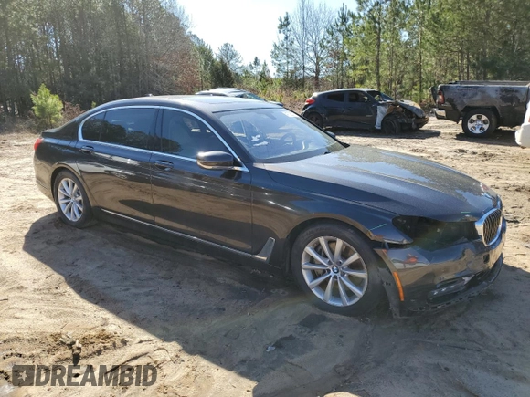 2016 BMW 7 Series 740i with VIN WBA7E2C53GG504463, listed as a Copart auction lot 47725315 with 136,617 mi miles and Salvage Title. Bid and sale history available at carsss.com. Image 4.