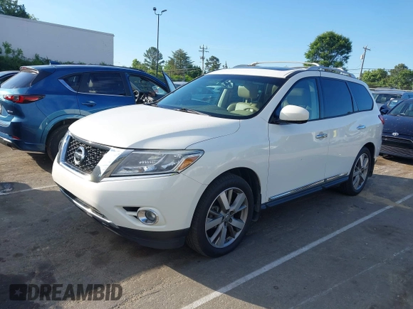 2014 Nissan Pathfinder SL with VIN 5N1AR2MM3EC694316, listed as a IAAI auction lot 42206936 with 182,521 mi miles. Bid and sale history available at carsss.com. Image 2.