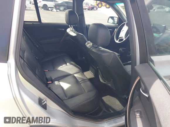2005 BMW X3 3.0i with VIN WBXPA93445WD04862, listed as a IAAI auction lot 41950119 with 237,014 mi miles. Bid and sale history available at carsss.com. Image 8.