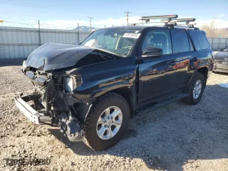 2020 Toyota 4Runner SR5 with VIN JTEBU5JR5L5777140, listed as a Copart auction lot 47073895 with 68,288 mi miles and Salvage Title. Bid and sale history available at carsss.com. Image 1.