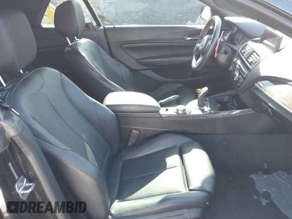 2015 BMW 2 Series 228i с VIN WBA1K5C59FV242829, выставлен на аукционе IAAI как лот 41899187 с пробегом 71 207 миль миль и . История ставок и продаж доступна на DreamBid. Изображение 5.