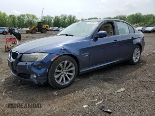 2011 BMW 3 Series 328i xDrive z VIN WBAPK7G50BNN87399, wystawiony jako Copart lot #57220545 z przebiegiem 127 784 mil mil oraz Szkoda całkowita • Salvage title. Historia ofert i sprzedaży dostępna na DreamBid. Obrazek 1.