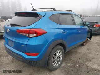 2016 Hyundai Tucson SE with VIN KM8J3CA43GU119562, listed as a IAAI auction lot 40950899 with 100,020 mi miles. Bid and sale history available at carsss.com. Image 4.