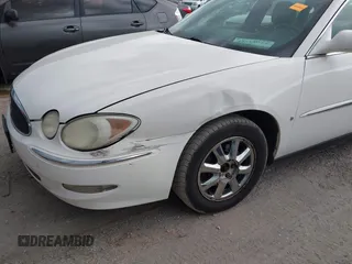 2007 Buick LaCrosse CX with VIN 2G4WC582471198323, listed as a IAAI auction lot 42613043 with 240,463 mi miles and . Bid and sale history available at DreamBid. Image 6.