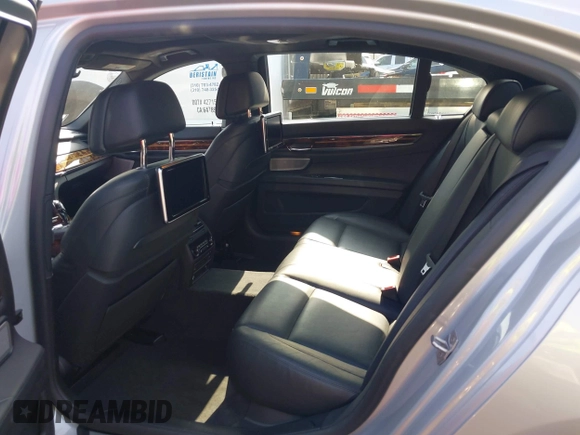 2015 BMW 7 Series 750Li with VIN WBAYE8C5XFD782039, listed as a IAAI auction lot 41505626 with 74,716 mi miles. Bid and sale history available at carsss.com. Image 8.