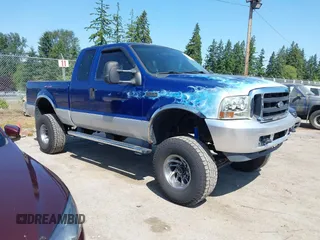 1999 Ford F-250 XL z VIN 1FTNX21L2XEA95499, wystawiony jako IAAI lot #42426420 z przebiegiem 198 965 mil mil oraz . Historia ofert i sprzedaży dostępna na DreamBid. Obrazek 1.