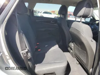 2016 Kia Sorento LX with VIN 5XYPG4A37GG044950, listed as a Copart auction lot 49677915 with 110,094 mi miles and Salvage Title. Bid and sale history available at DreamBid. Image 11.