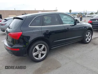 2011 Audi Q5 Premium Plus z VIN WA1DKAFP8BA081763, wystawiony jako IAAI lot #42343565 z przebiegiem 106 193 mil mil oraz . Historia ofert i sprzedaży dostępna na DreamBid. Obrazek 4.