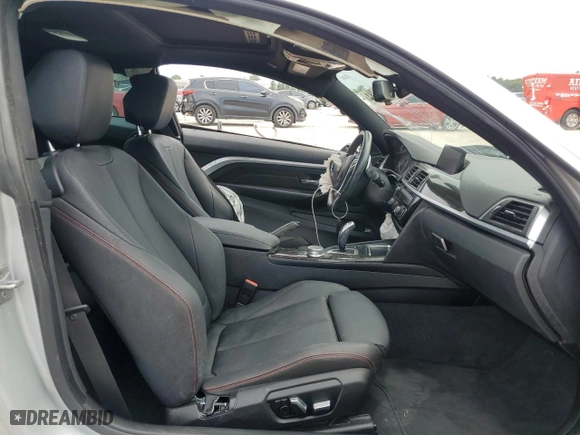 2020 BMW 4 Series 430i with VIN WBA4W3C07LFH12942, listed as a Copart auction lot 70234784 with 43,643 mi miles and Salvage Title. Bid and sale history available at carsss.com. Image 7.