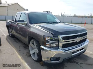 2012 Chevrolet Silverado 1500 LT with VIN 1GCRCSE04CZ283781, listed as a IAAI auction lot 41602923 with 86,378 mi miles. Bid and sale history available at carsss.com. Image 1.