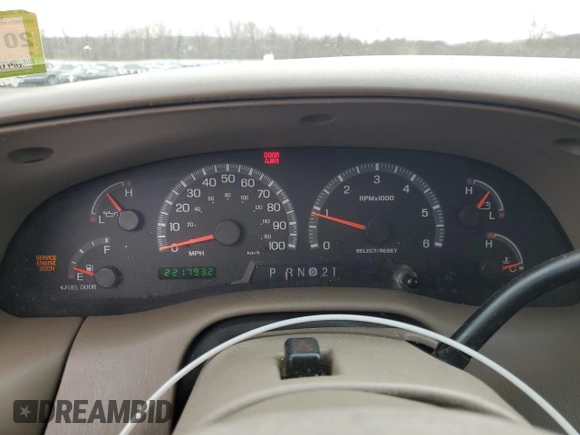 2002 Ford F-150 XL with VIN 1FTRX08L12KA41875, listed as a Copart auction lot 64756525 with 221,793 mi miles and Non repairable. Bid and sale history available at DreamBid. Image 9.