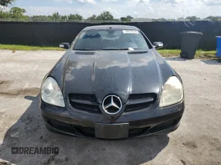 2007 Mercedes-Benz SLK-Class 3.0L with VIN WDBWK54F27F138919, listed as a Copart auction lot 72077514 with 64,519 mi miles and Salvage Title. Bid and sale history available at carsss.com. Image 5.