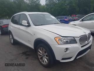 2014 BMW X3 xDrive28i z VIN 5UXWX9C56E0D11457, wystawiony jako IAAI lot #42448021 z przebiegiem 181 141 mil mil oraz . Historia ofert i sprzedaży dostępna na DreamBid. Obrazek 1.