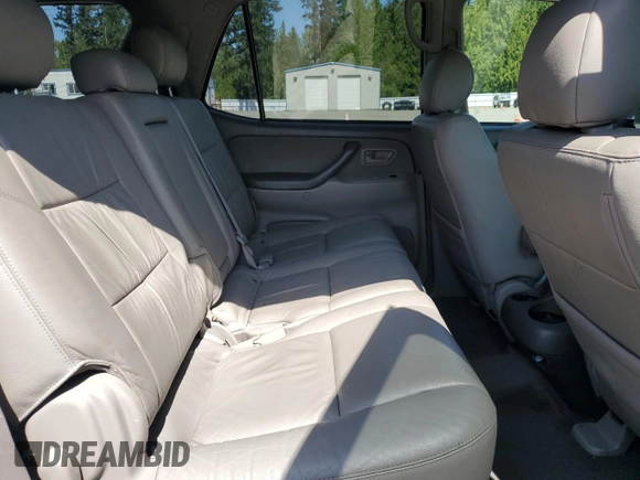 2005 Toyota Sequoia SR5 with VIN 5TDBT44A75S237115, listed as a Copart auction lot 54579375 with 132,653 mi miles and Clean Title. Bid and sale history available at DreamBid. Image 11.