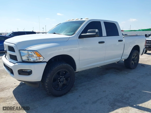 2018 Ram 2500 Tradesman with VIN 3C6UR4CJ0JG188350, listed as a IAAI auction lot 41787630 with 122,434 mi miles. Bid and sale history available at carsss.com. Image 17.