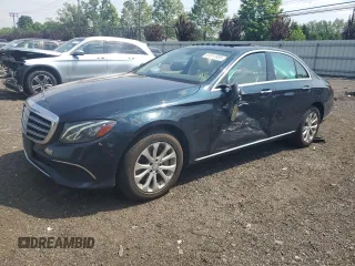 2017 Mercedes-Benz E 300 Luxury with VIN WDDZF4KBXHA185598, listed as a Copart auction lot 61011935 with 59,116 mi miles and Salvage title. Bid and sale history available at DreamBid. Image 1.