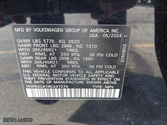 2024 Volkswagen Atlas Cross Sport 2.0T SEL Premium R-Line with VIN 1V2FE2CA1RC247274, listed as a IAAI auction lot 41565039 with 7,030 mi miles. Bid and sale history available at carsss.com. Image 9.
