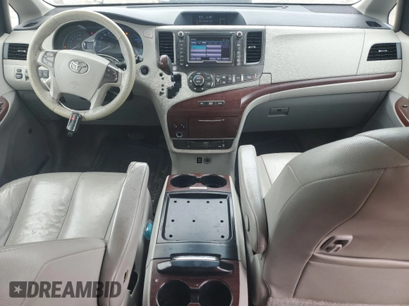 2013 Toyota Sienna XLE with VIN 5TDDK3DC8DS050410, listed as a Copart auction lot 55263125 with 269,011 mi miles and Clean Title. Bid and sale history available at DreamBid. Image 8.