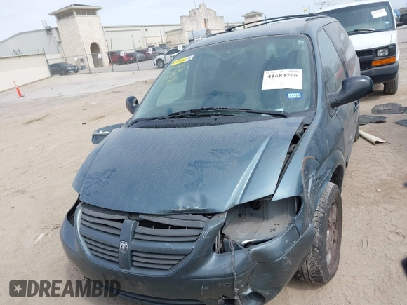 2006 Dodge Grand Caravan SXT z VIN 2D4GP44L96R744638, wystawiony jako IAAI lot #41684766 z przebiegiem 137 828 mil mil oraz . Historia ofert i sprzedaży dostępna na DreamBid. Obrazek 12.