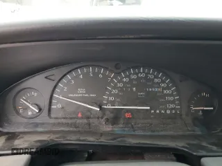 1996 Chrysler LHS z VIN 2C3HC56FXTH217871, wystawiony jako Copart lot #43621395 z przebiegiem 119 528 mil mil oraz Szkody całkowita. Historia ofert i sprzedaży dostępna na DreamBid. Obrazek 9.