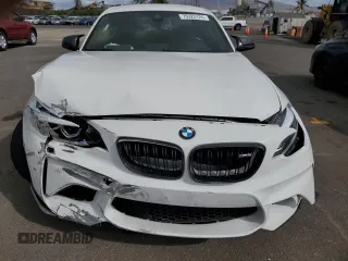 2018 BMW M2 z VIN WBS1J5C55JVD37074, wystawiony jako Copart lot #75325124 z przebiegiem 40 127 mil mil oraz Szkoda całkowita • Salvage title. Historia ofert i sprzedaży dostępna na DreamBid. Obrazek 5.