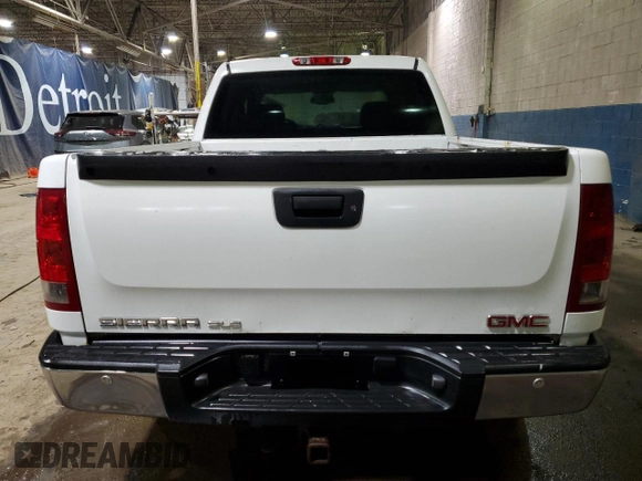 2009 GMC Sierra 1500 with VIN 2GTEK23M291109832, listed as a Copart auction lot 43798885 with 192,566 mi miles and Clean Title. Bid and sale history available at DreamBid. Image 6.